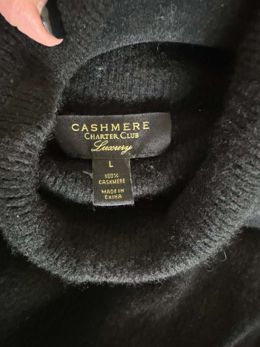 Cashmere Turtleneck - size large